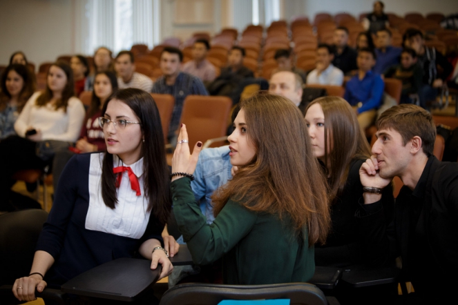 Студенты-иностранцы СПбГПМУ провели «Брейн-ринг» 31