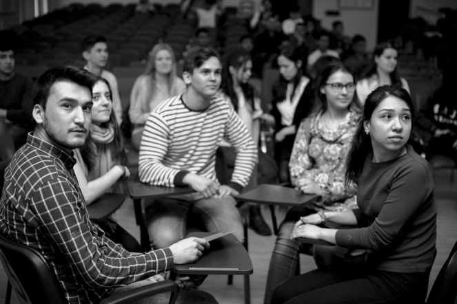 Студенты-иностранцы СПбГПМУ провели «Брейн-ринг» 35