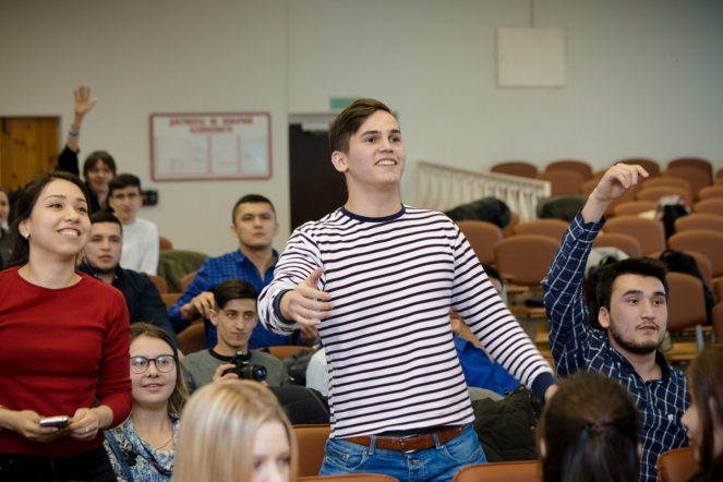 Студенты-иностранцы СПбГПМУ провели «Брейн-ринг» 47