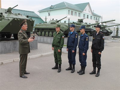 ВМА им. С.М. Кирова приглашает в научную роту