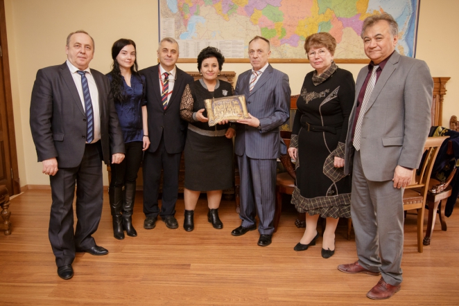 СПбГПМУ договорился о сотрудничестве со стоматологами Ташкента