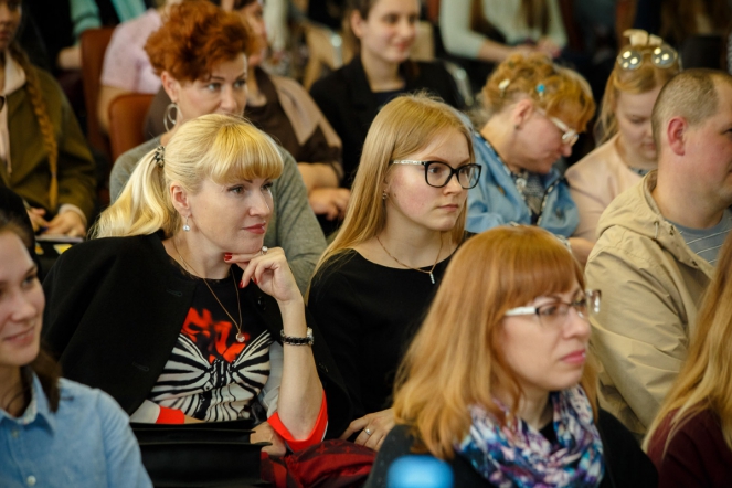 Педиатрический университет распахнул свои двери для более 400 абитуриентов 13