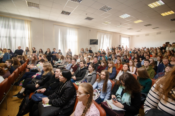 Педиатрический университет распахнул свои двери для более 400 абитуриентов 26