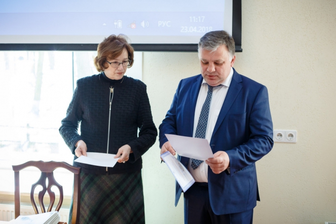 На ученом совете впервые вручены именные стипендии студентам 7