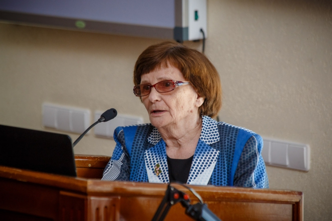 На ученом совете впервые вручены именные стипендии студентам 27