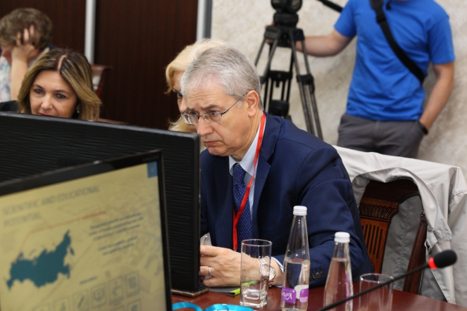 Международные образовательные программы обсудили в СПбГПМУ