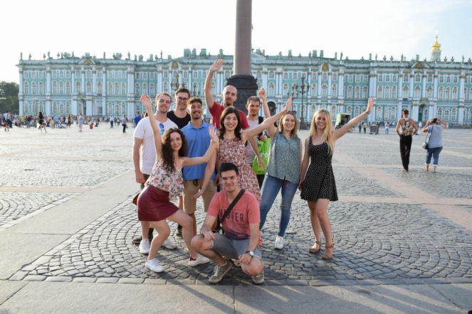 Иностранные студенты прошли летнюю практику в СПбГПМУ