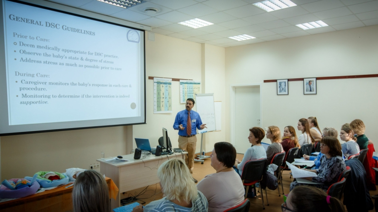 В СПбГПМУ прошел совместный семинар с неонатологами-реаниматологами Индии