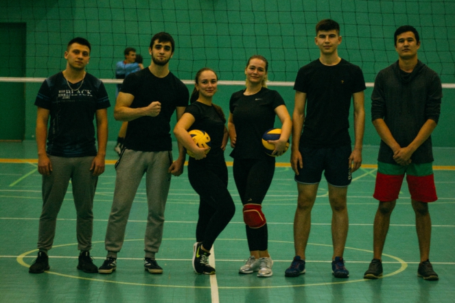 Студенты посоревновались с администрацией СПбГПМУ 3