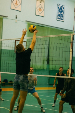 Студенты посоревновались с администрацией СПбГПМУ 8