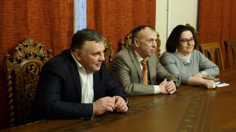 СПбГПМУ будет внедрять методы китайской медицины в детскую реабилитологию 1