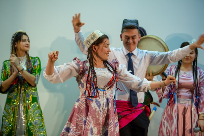 Фестиваль «Радость мира» объединил иностранных студентов в СПбГПМУ 16