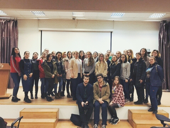 Студенты-волонтеры СПбГПМУ пообщались с психологами