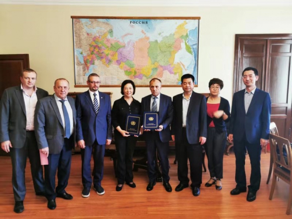 СПбГПМУ подписал меморандум о сотрудничестве с Академической клиникой Университета Циндао