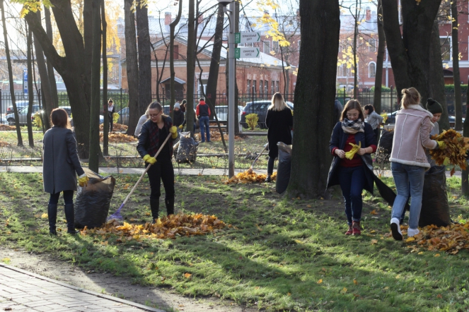 СПбГПМУ принял участие в общегородском субботнике