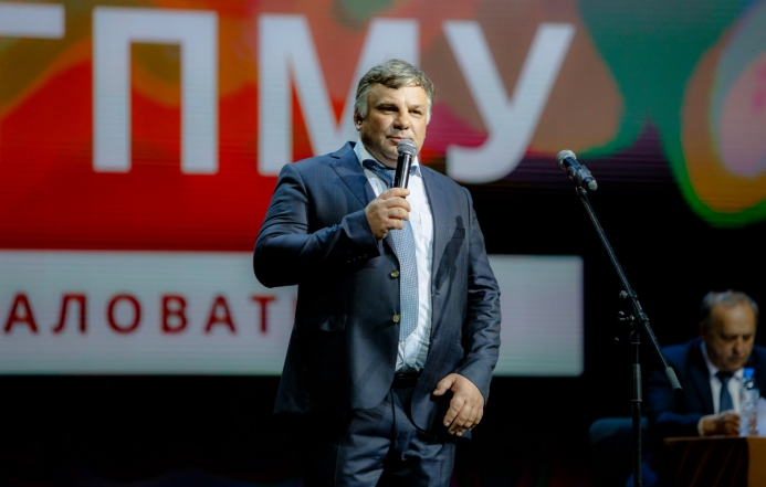 Поздравление с Днем народного единства ректора Дмитрия Олеговича Иванова