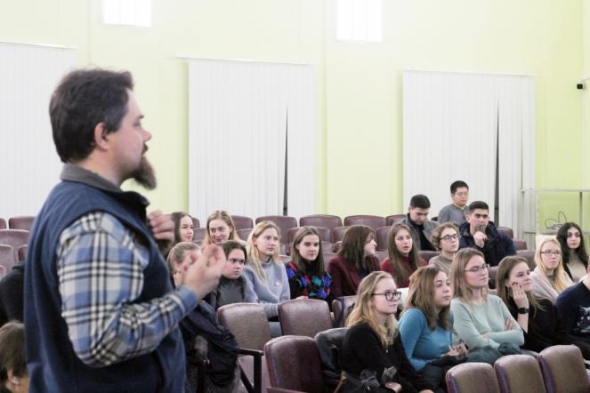 В СПбГПМУ прошла лекция Поля Бремона, Доктора химических наук, доцента кафедры химии Университета Экс-Марсель 7