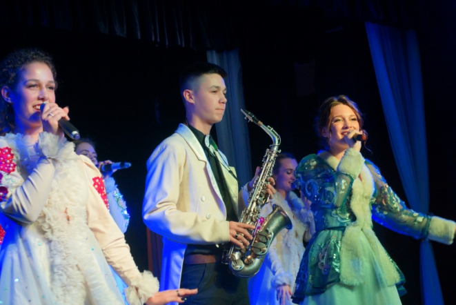 В «Гиппократе» прошло новогоднее представление 5