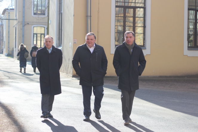 В СПбГПМУ состоялось открытие мемориальной доски в память о Владимире Моисеевиче Карасике 2