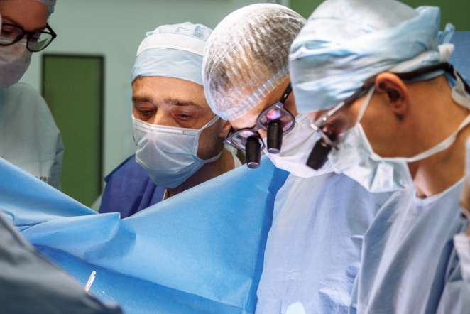 Кардиохирурги СПбГПМУ спасают «синих детей»