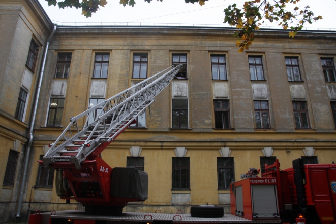 В СПбГПМУ прошли пожарно-тактические учения 12
