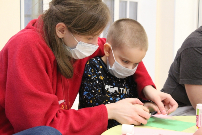 Волонтеры проекта «Дети-Детям» посетили Детский пульмонологический центр 3