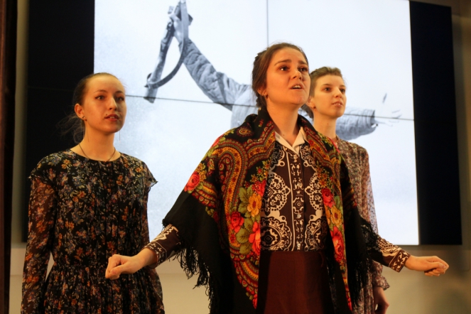 Студенты СПбГПМУ исполнили песни Победы 49