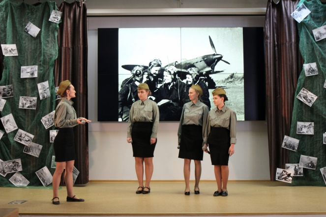 Студенты СПбГПМУ исполнили песни Победы 53