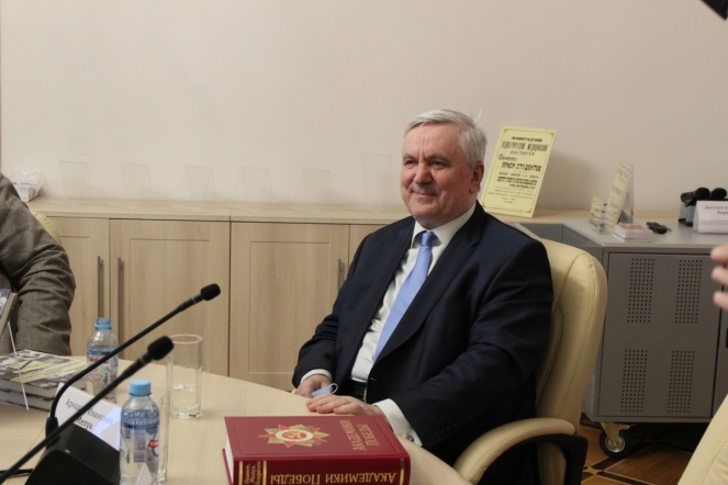 В РНБ представили книгу «Академики Победы» 1