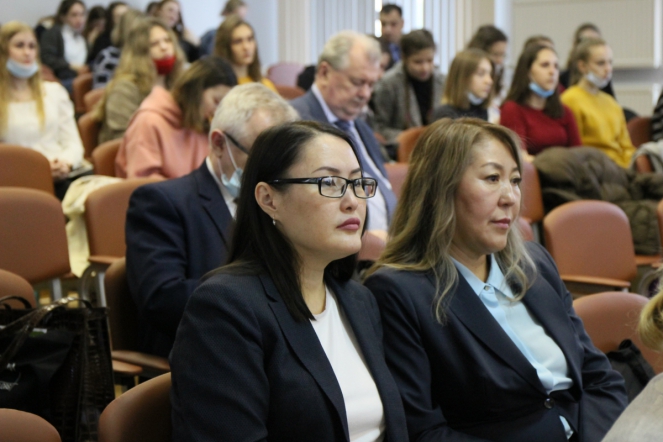 26 мая: Пленарное  заседание 71