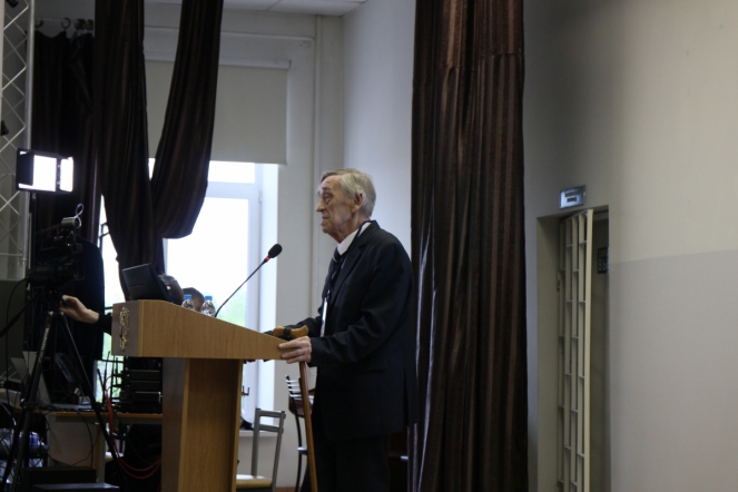 26 мая: Пленарное  заседание 76