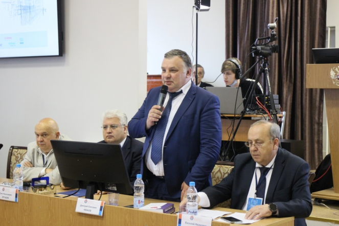 26 мая: Пленарное  заседание 85