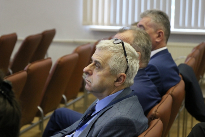 26 мая: Пленарное  заседание 93