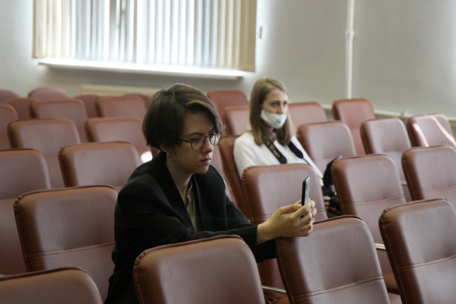 27 мая: Пленарное заседание 5