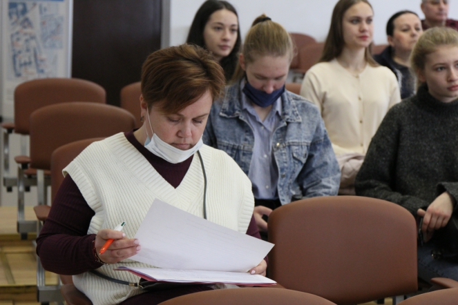 27 мая: Пленарное заседание 12