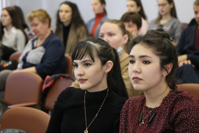 27 мая: Пленарное заседание 22