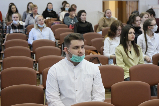 27 мая: Пленарное заседание 26