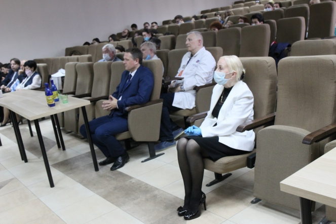 27 мая: Актуальные проблемы педиатрической нефрологии 24