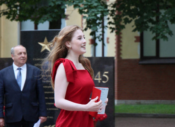 В Педиатрическом университете вручили дипломы выпускникам 78