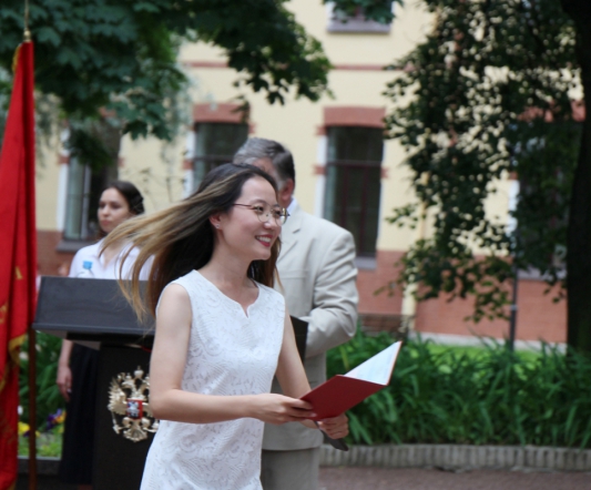 В Педиатрическом университете вручили дипломы выпускникам 82