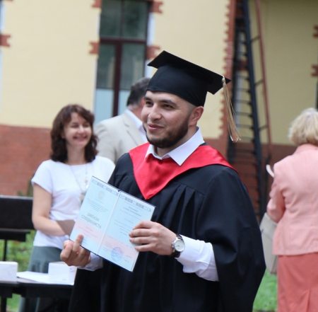 В Педиатрическом университете вручили дипломы выпускникам 94