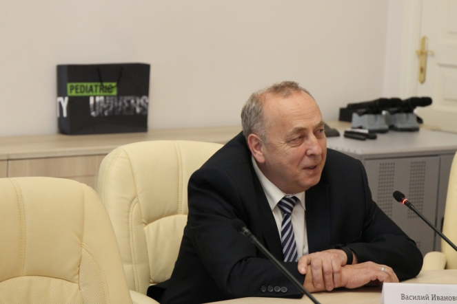 Книгу о Выездной студенческой поликлинике представили в РНБ 12