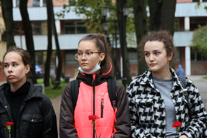 В СПбГПМУ почтили память павших в годы блокады Ленинграда 9