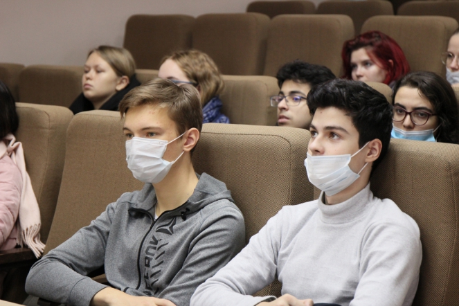 Академик Шабров выступил перед студентами СПбГПМУ 12