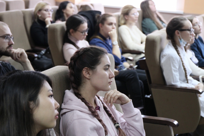 Николай Шабалов выступил с лекцией в СПбГПМУ 14