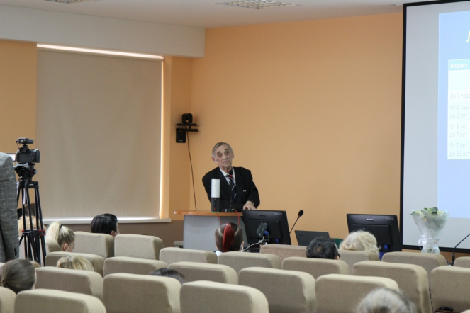 Николай Шабалов выступил с лекцией в СПбГПМУ 30
