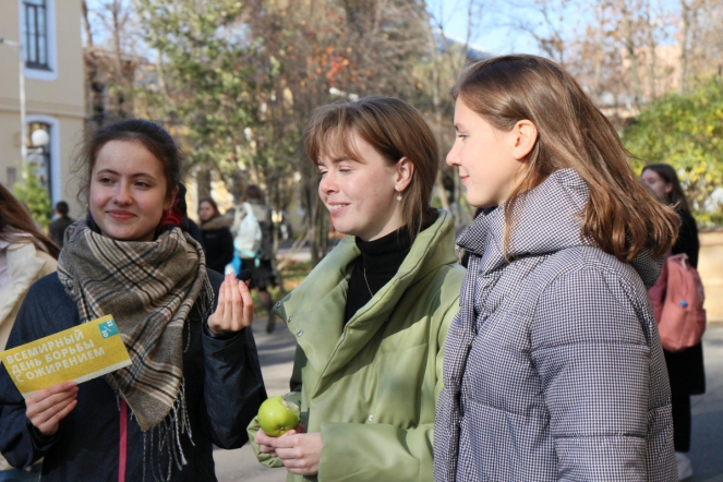 Студенты СПбГПМУ отметили Всемирный день борьбы с ожирением
