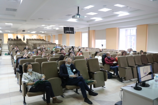 В СПбГПМУ прошла научно-практическая конференция рефлексотерапевтов 4