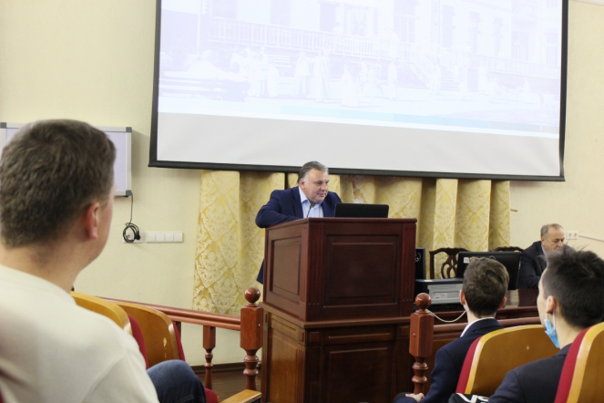 СПбГПМУ посетили ученики школы №197 Санкт-Петербурга 4