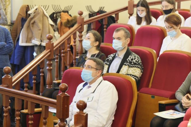 В СПбГПМУ прошла конференция «Фундаментальные исследования в педиатрии» 10